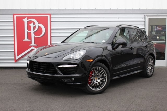 2014 Porsche Cayenne GTS