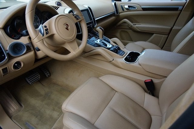 2014 Porsche Cayenne GTS