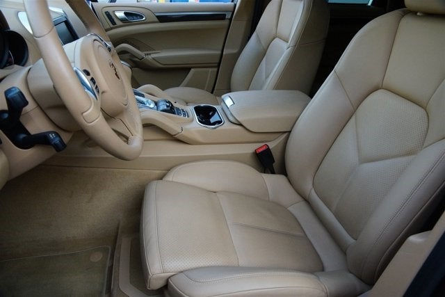 2014 Porsche Cayenne GTS