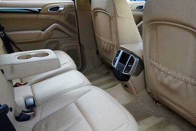 2014 Porsche Cayenne GTS