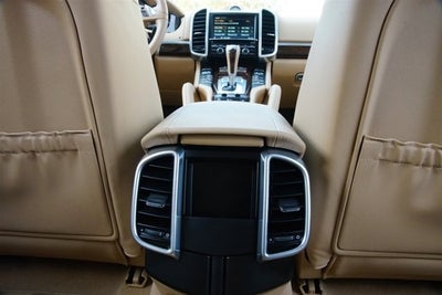 2014 Porsche Cayenne GTS