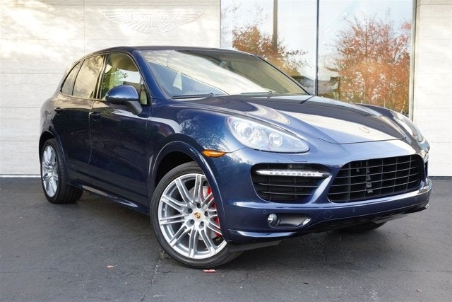 2014 Porsche Cayenne GTS