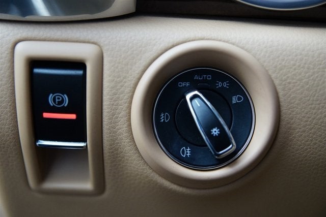 2014 Porsche Cayenne GTS