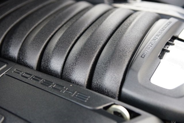 2014 Porsche Cayenne GTS