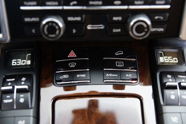 2014 Porsche Cayenne GTS