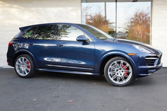 2014 Porsche Cayenne GTS