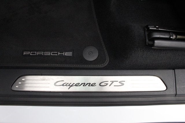 2016 Porsche Cayenne GTS