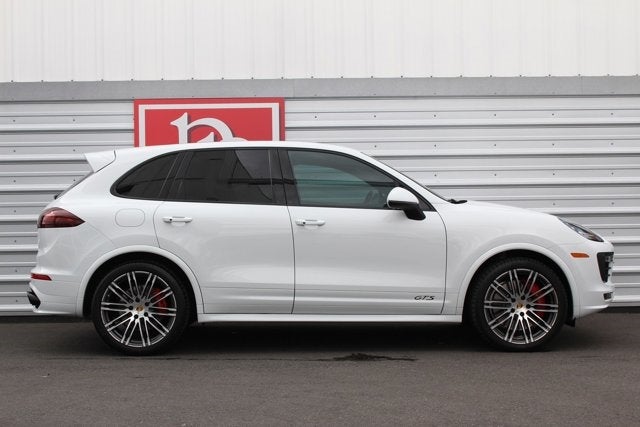 2016 Porsche Cayenne GTS