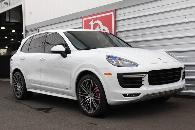 2016 Porsche Cayenne GTS