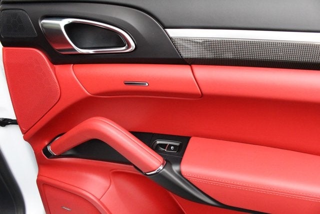 2016 Porsche Cayenne GTS