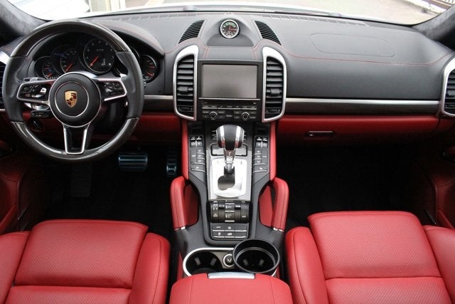 2016 Porsche Cayenne GTS