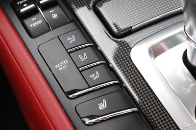 2016 Porsche Cayenne GTS