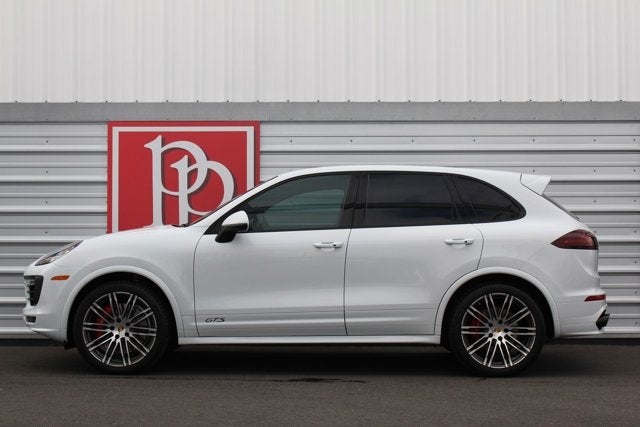 2016 Porsche Cayenne GTS