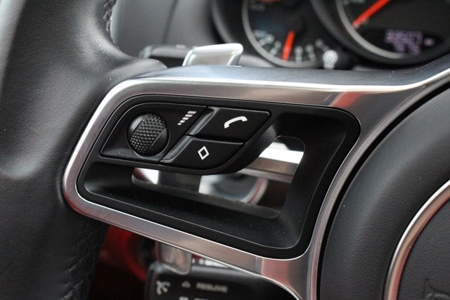 2016 Porsche Cayenne GTS