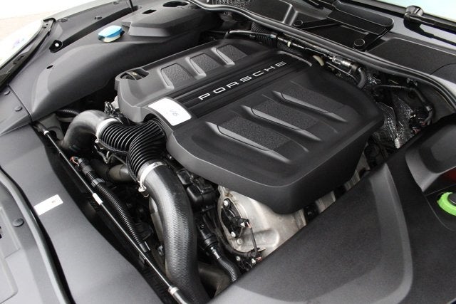 2016 Porsche Cayenne GTS