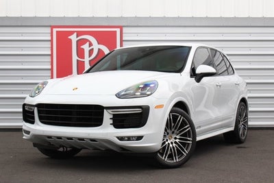 2016 Porsche Cayenne GTS