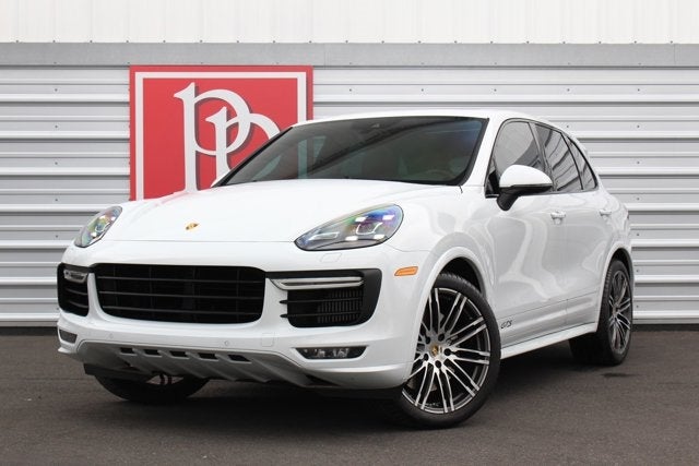 2016 Porsche Cayenne GTS