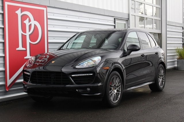2014 Porsche Cayenne GTS