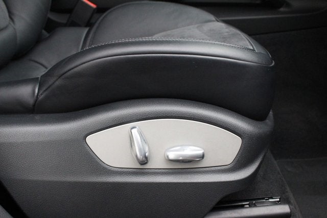 2014 Porsche Cayenne GTS