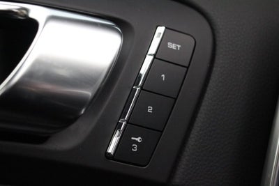 2014 Porsche Cayenne GTS