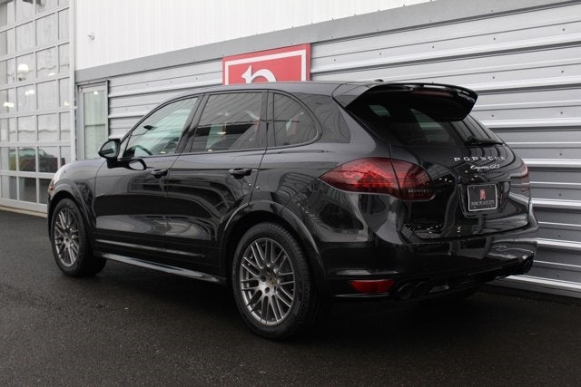 2014 Porsche Cayenne GTS