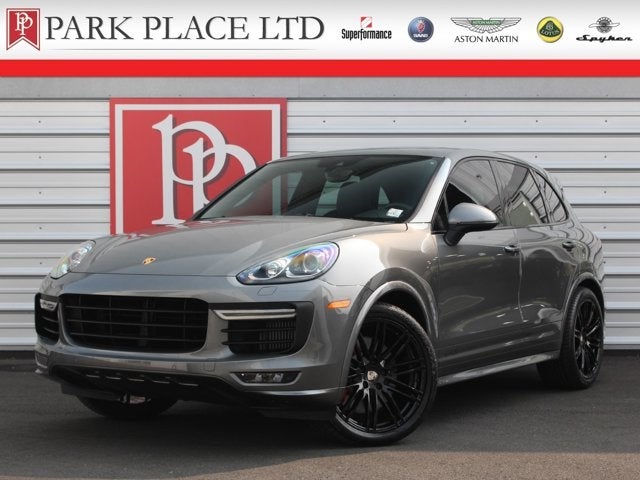 2016 Porsche Cayenne GTS