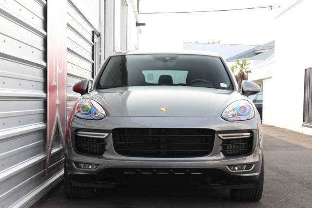 2016 Porsche Cayenne GTS
