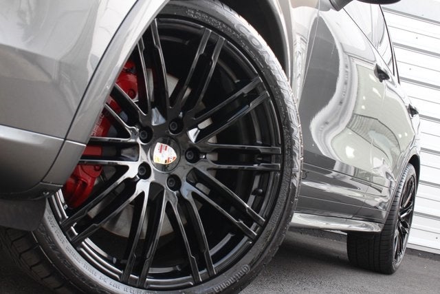 2016 Porsche Cayenne GTS