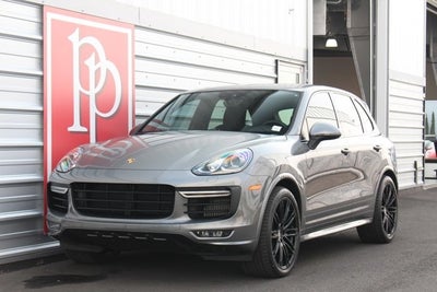 2016 Porsche Cayenne GTS