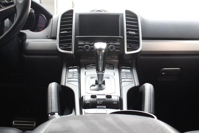 2016 Porsche Cayenne GTS