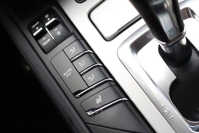 2016 Porsche Cayenne GTS