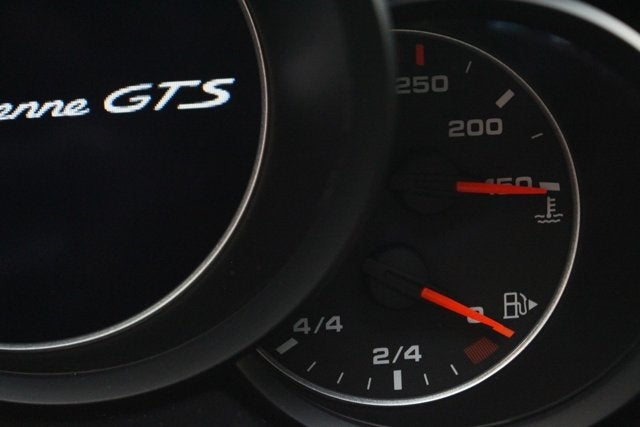 2016 Porsche Cayenne GTS