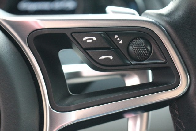 2016 Porsche Cayenne GTS