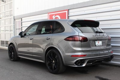 2016 Porsche Cayenne GTS