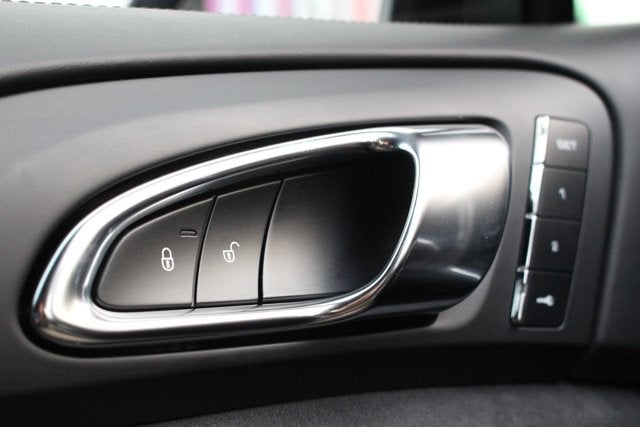 2016 Porsche Cayenne GTS
