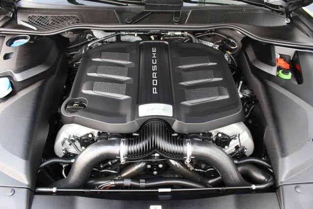 2016 Porsche Cayenne GTS