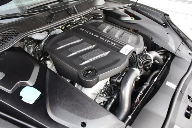 2016 Porsche Cayenne GTS