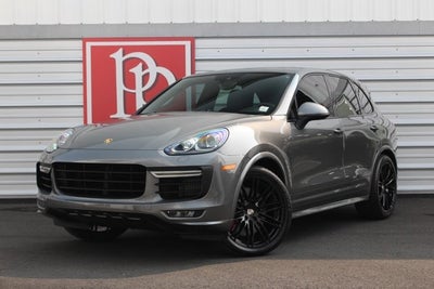 2016 Porsche Cayenne GTS