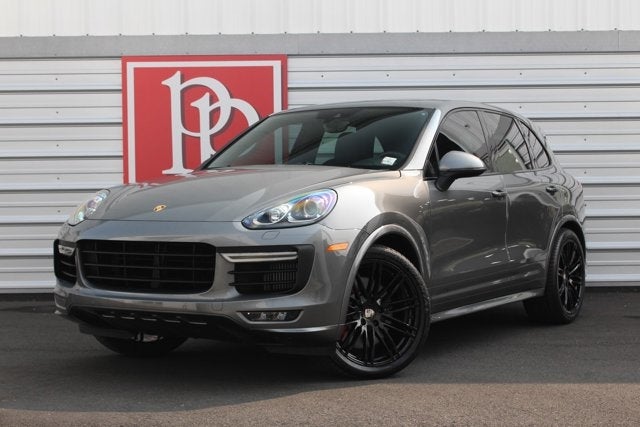 2016 Porsche Cayenne GTS
