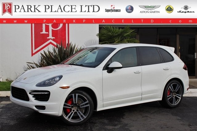 2013 Porsche Cayenne GTS