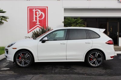 2013 Porsche Cayenne GTS