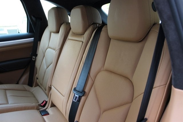 2013 Porsche Cayenne GTS