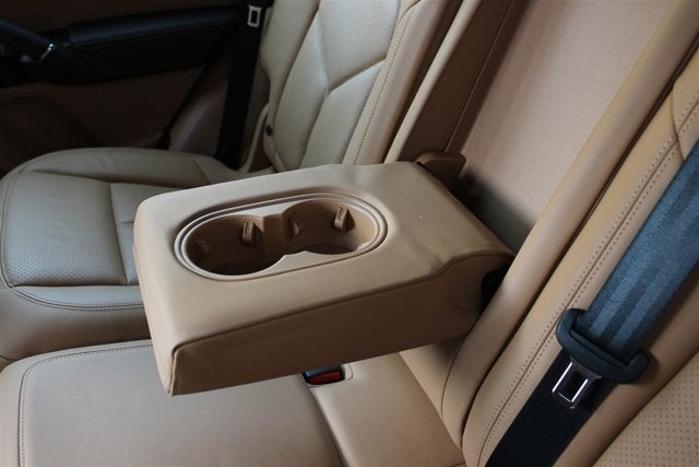 2013 Porsche Cayenne GTS