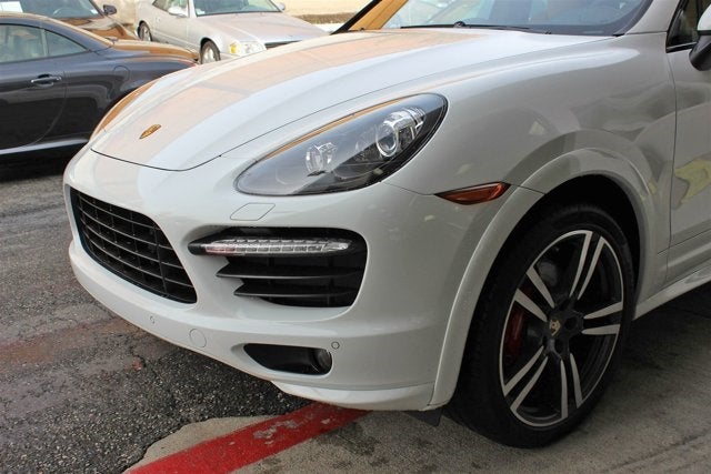 2013 Porsche Cayenne GTS