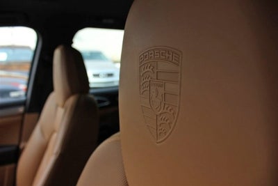 2013 Porsche Cayenne GTS