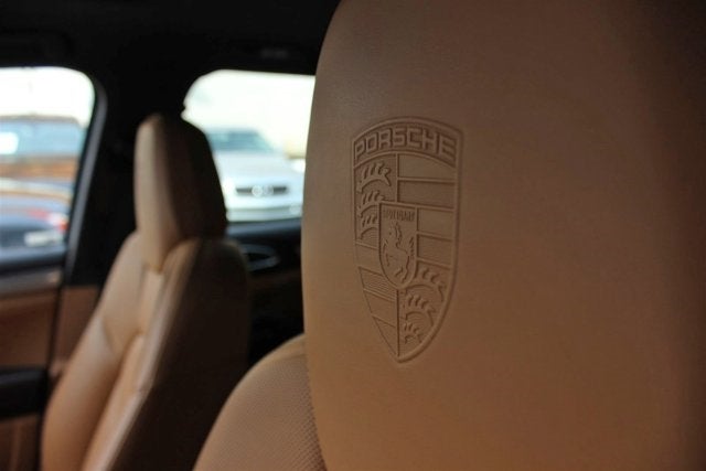 2013 Porsche Cayenne GTS
