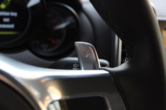 2013 Porsche Cayenne GTS