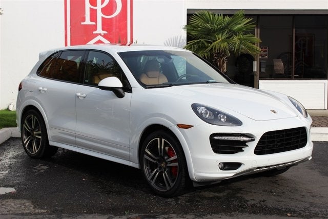 2013 Porsche Cayenne GTS