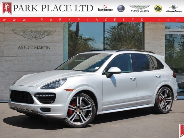 2014 Porsche Cayenne GTS