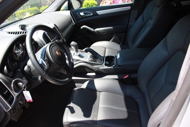 2014 Porsche Cayenne GTS